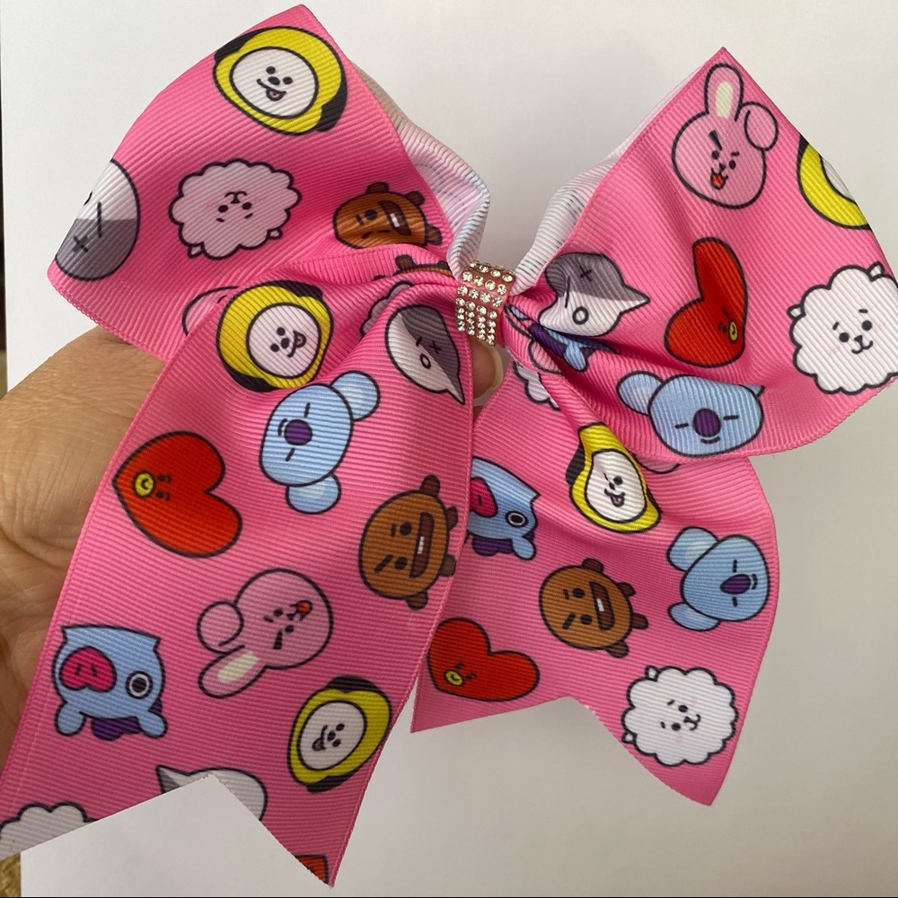 BTS/BT21 Korean hair clip